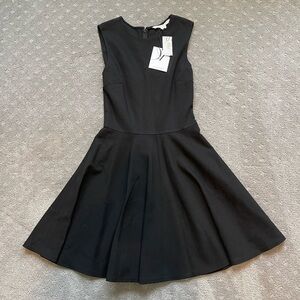 NWT Diane von Furstenberg Jeannie Dress | Size 2